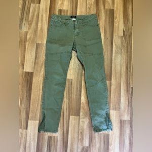 Green women’s casual pants